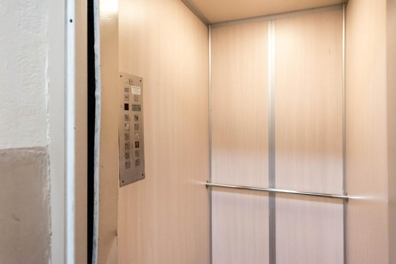 Private Studio In The Centre Varna Exterior photo