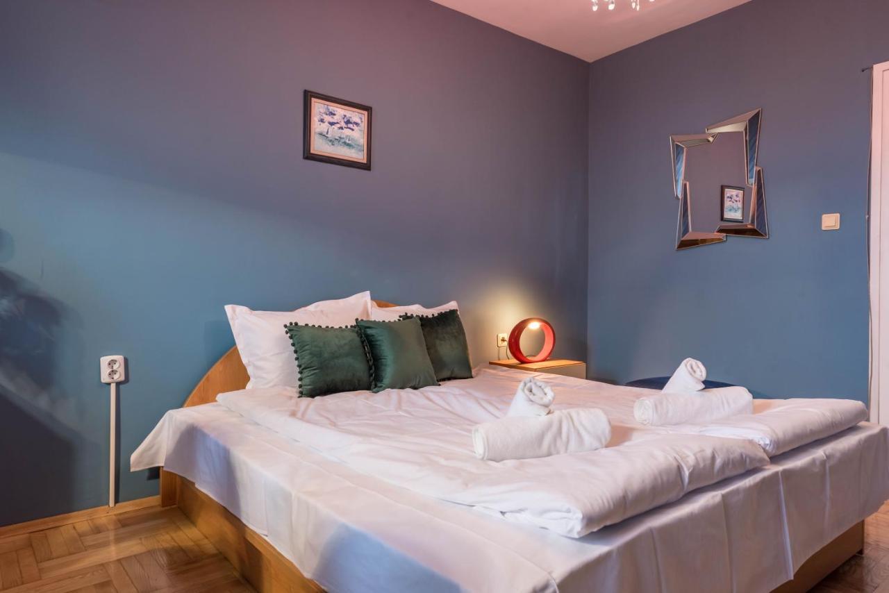 Private Studio In The Centre Varna Exterior photo